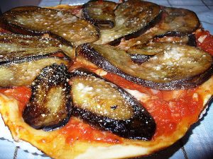 Pizza aubergine