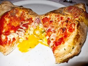 Pizza calzone