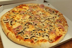 Pizza aux champignons